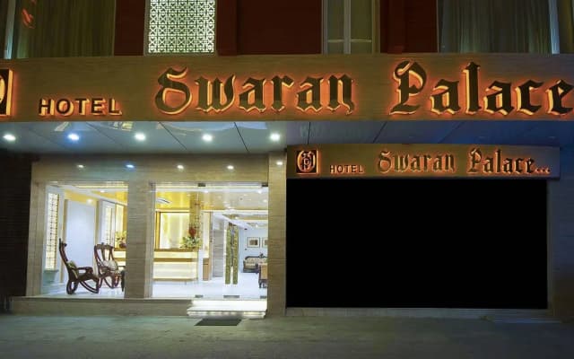 Hotel Swaran Palace