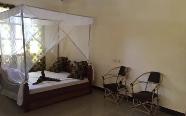 Mpole Bungalows
