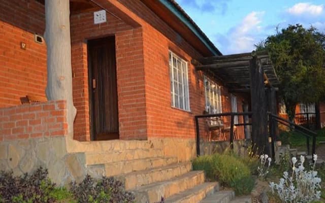 Jacaranda Lake Elementaita Lodge