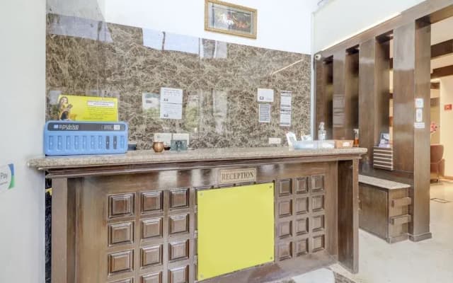 Hotel Green Wood By Dreamz Hospitality