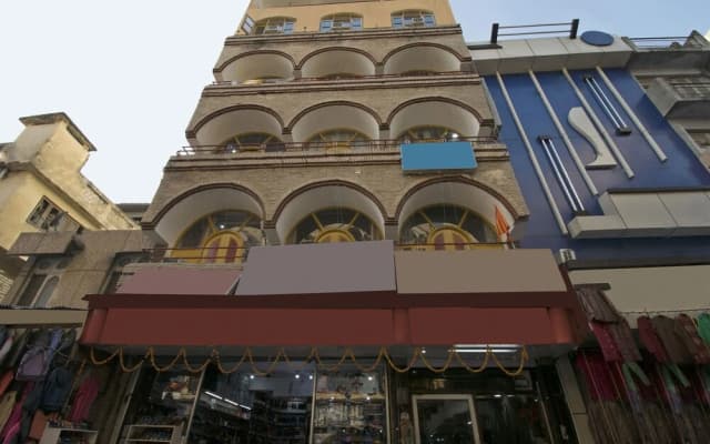 Hotel Ajay