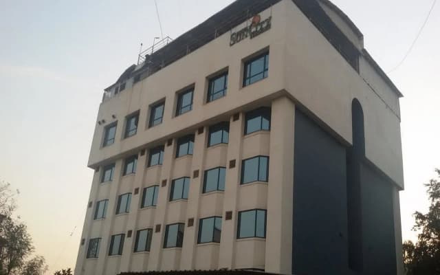 Hotel Suncity Residency