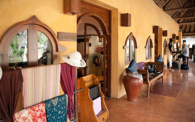 Novotel Lombok Resort and Villas