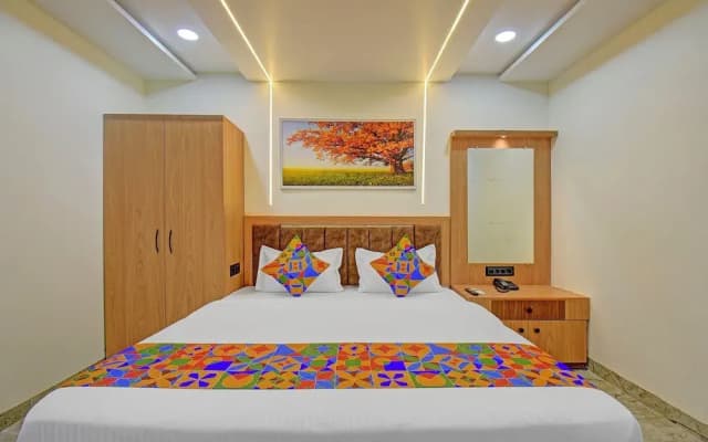 Fabhotel Relax Inn