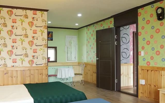 Petit Maison Pension