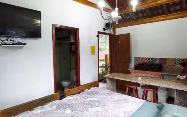 Suite aconchegante com cozinha para 2 pessoas, Paraty Flats Roots