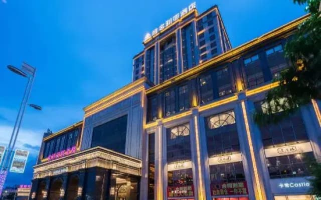 Victoria Hotel