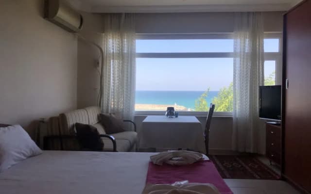 Gizli bahçe butik otel