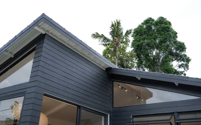 Black Villa by Betterplace