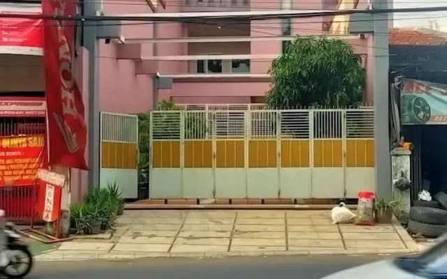 Karana Guesthouse Syariah Bandung & Luang Cafe