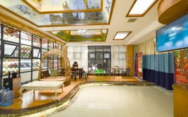 Hansu Exotic Inn (Zhangjiajie Wulingyuan Branch)