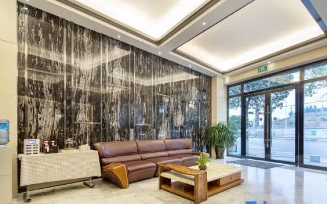 Chuxiong Shangjia Hotel