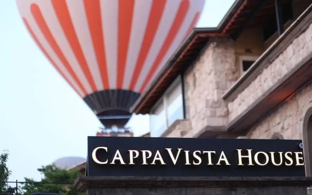 Capavista Cave House