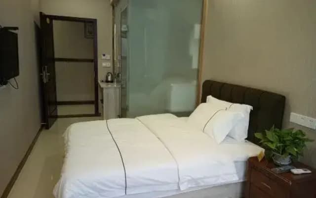 Renshou Fulin Business Hotel