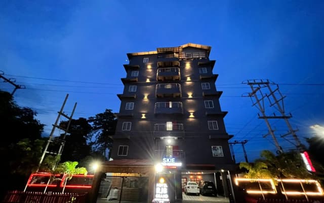 RJB Grand