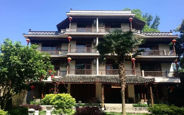 Yangshuo River Lodge