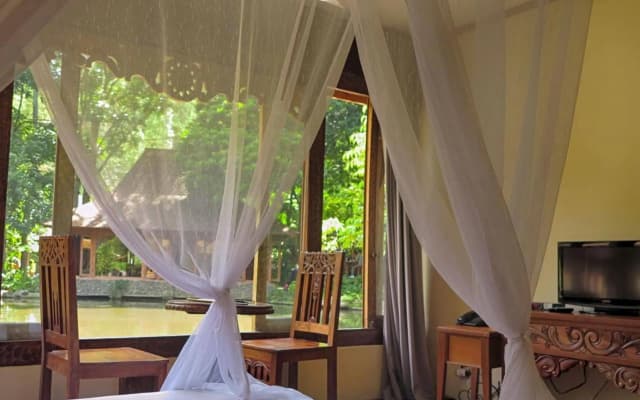 Imah Seniman Hotel