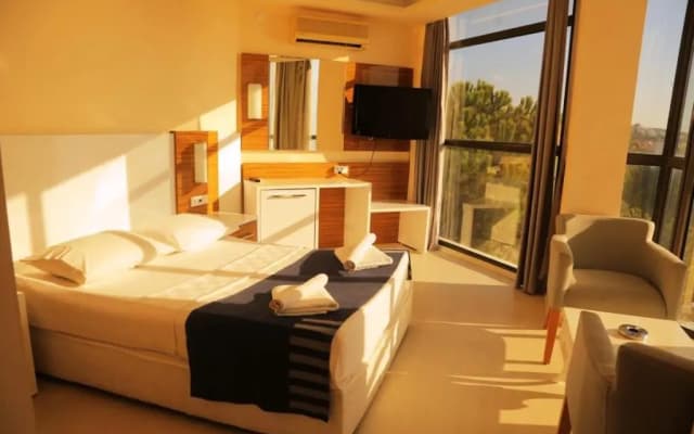 Cesme Farm Hotel