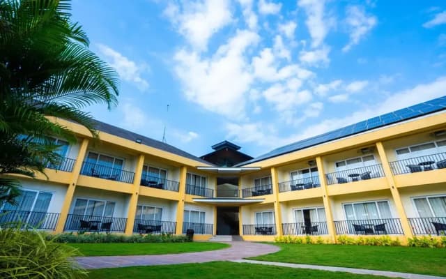 Tropical Retreat Luxury Resort and Spa