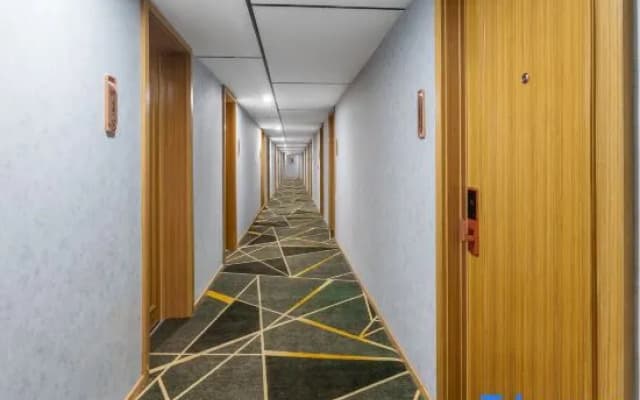 Homeinn Pebble Hotel (Jinzhong Shouyang Party School)