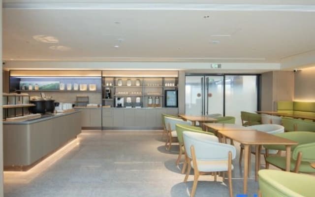 JI Hotel (Nanjing Jinma Road Subway Station)