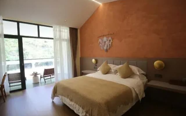 Nujiang Chuiyantai Homestay
