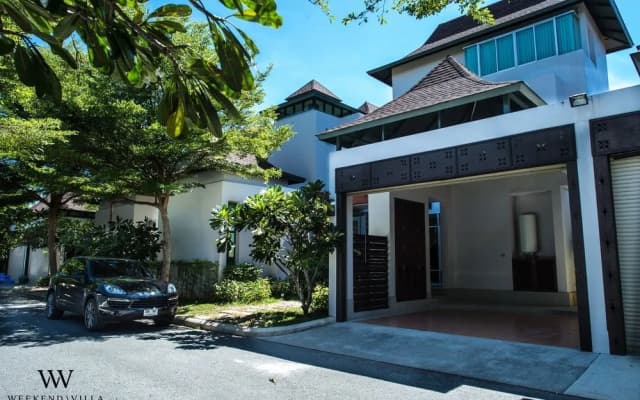 Weekend Villa Nagawari Private Pool Villa.