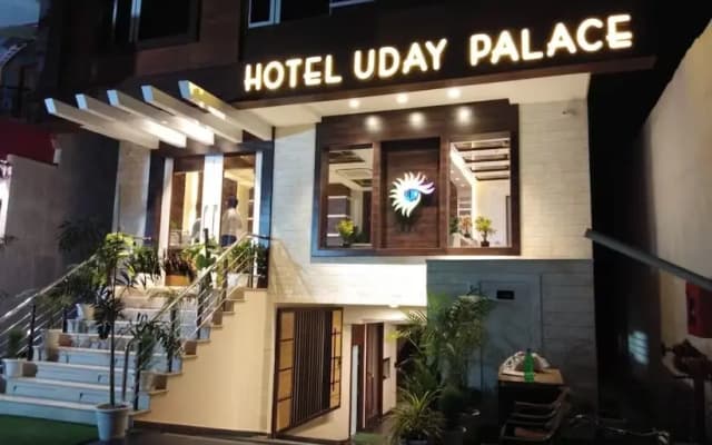 Hotel Uday Palace Varanasi