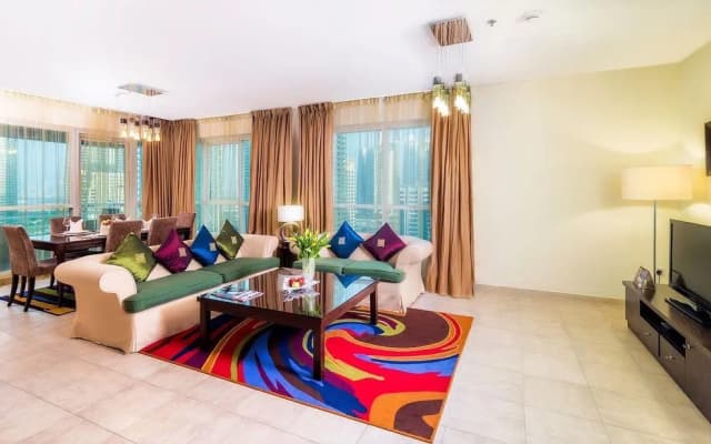 JAM Marina Residence Higuests