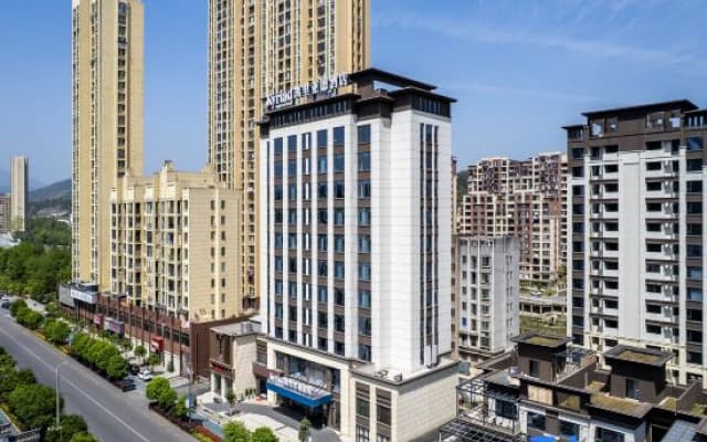 Kyriad Marvelous Hotel 3.0 Yichun Tonggu Yuejingcheng Community