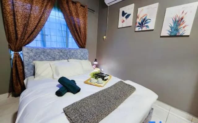 Shah Alam U8 Cozy 6 Plus 2 PAX Fully Air-CON