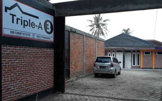 Triple A Homestay 3 (Syariah)