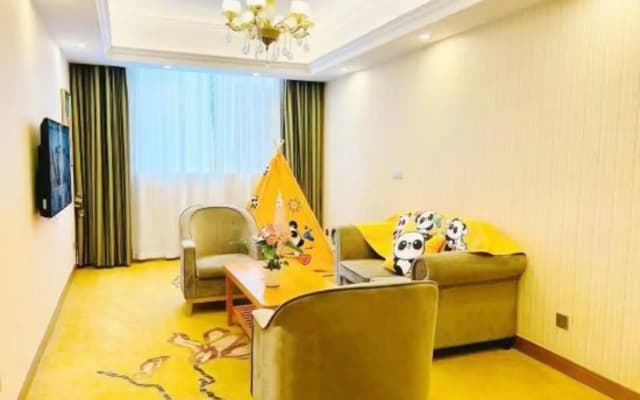 Vienna Hotel (Kaifeng House Store)