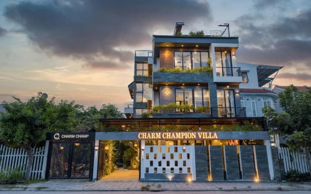 Charm Champion Villa Hoian