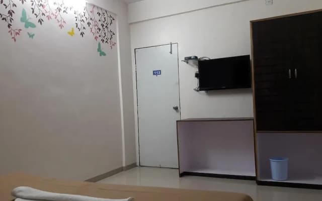 OYO 9920 Hotel Aurangabad Regency