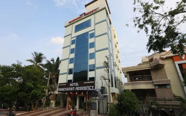 OYO 15115 Hotel Ramcharan Residency