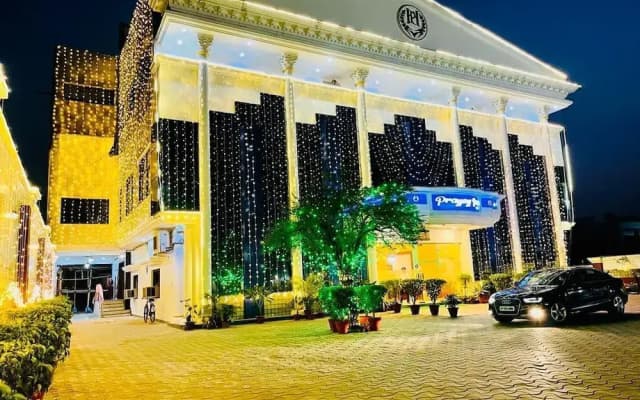 Prayag Inn