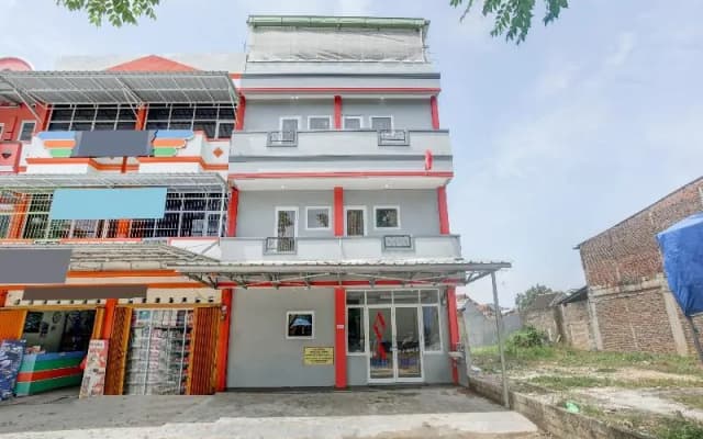 OYO 90180 Ava Guesthouse