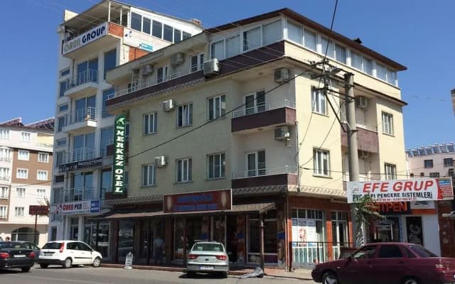 Burhaniye Merkez Otel