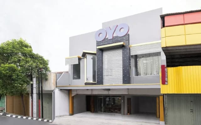 Hotel O Near Tugu Yogyakarta 1 formerly Crown Residence