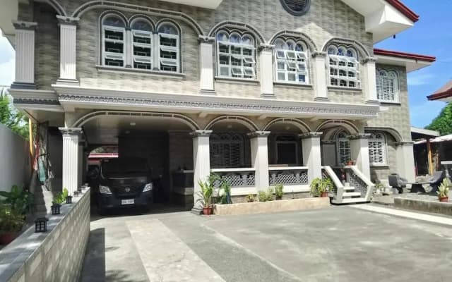 Topaz Bed and Breakfast Hotel