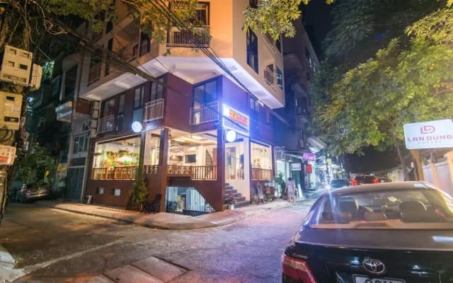 22Housing 81 Linh Lang