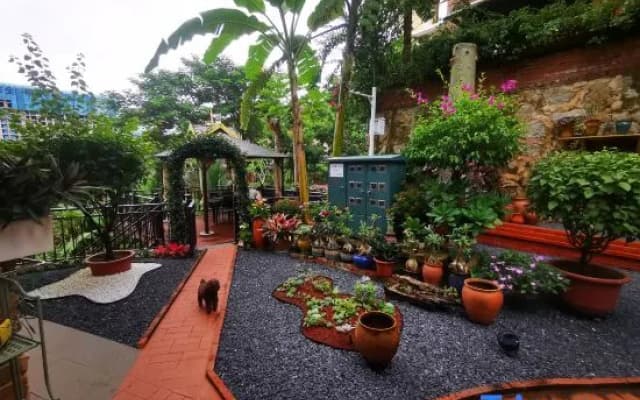 Xishuangbanna Jinghong Zhongtai Homestay (Rainforest Lanshan Branch)
