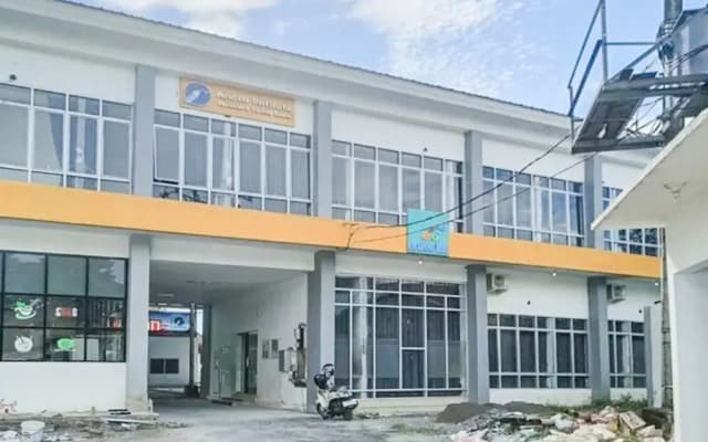RedDoorz near Universitas Hasanuddin Makassar