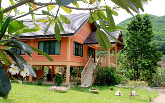 Maya Valley