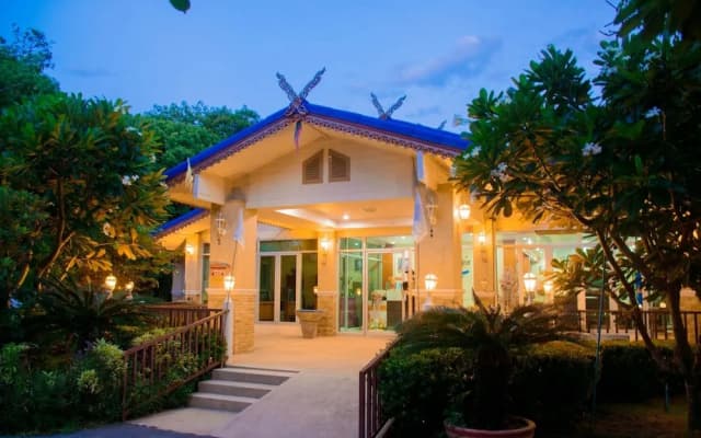 Sinatara Resort