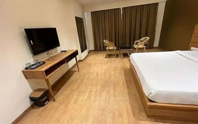 Fabhotel Shivam I