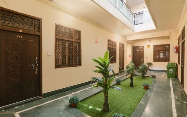 FabHotel Haidri