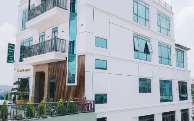 Greenview City Hotel