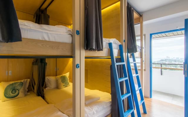 Bed in 6-bed Mixed by Thalay Cha Am, A Co-living With Million Dollar View